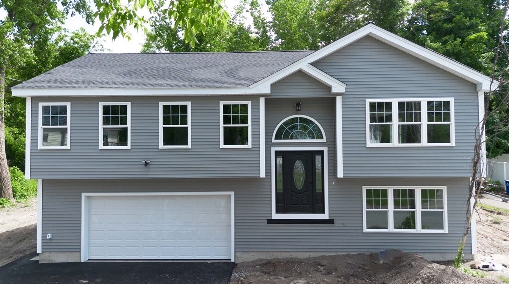 30 Enid St, Worcester MA 01604 exterior