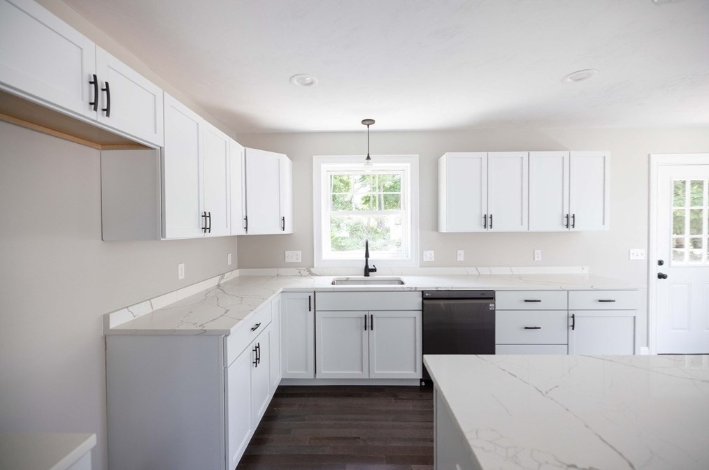 30 Enid St, Worcester MA 01604 exterior