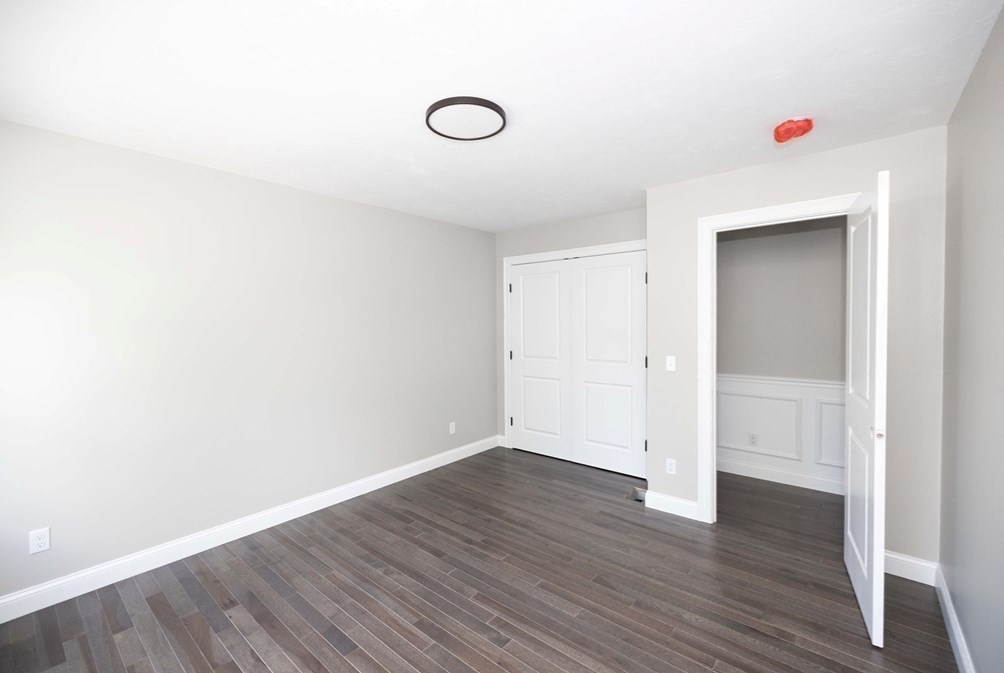 30 Enid St, Worcester MA 01604 exterior