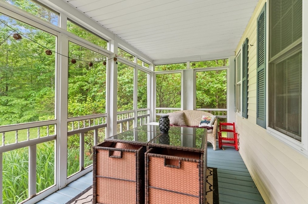 706 Conant Rd, Royalston MA 01331-9453 exterior