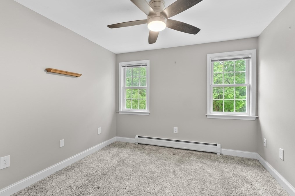 706 Conant Rd, Royalston MA 01331-9453 exterior