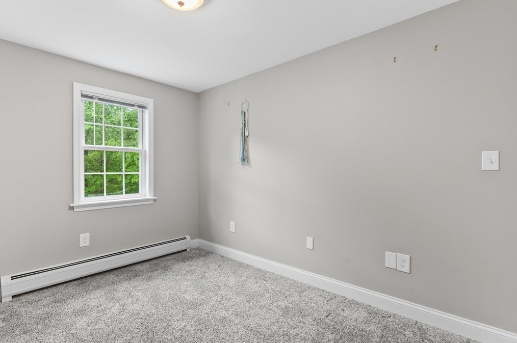 706 Conant Rd, Royalston MA 01331-9453 exterior