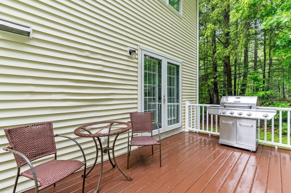 706 Conant Rd, Royalston MA 01331-9453 exterior