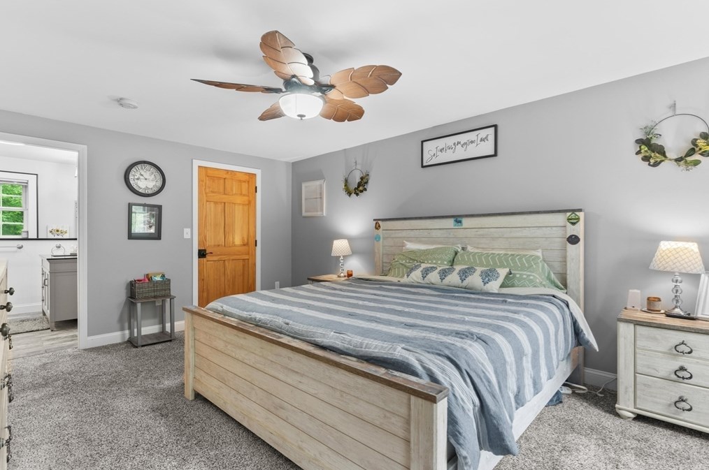 706 Conant Rd, Royalston MA 01331-9453 exterior