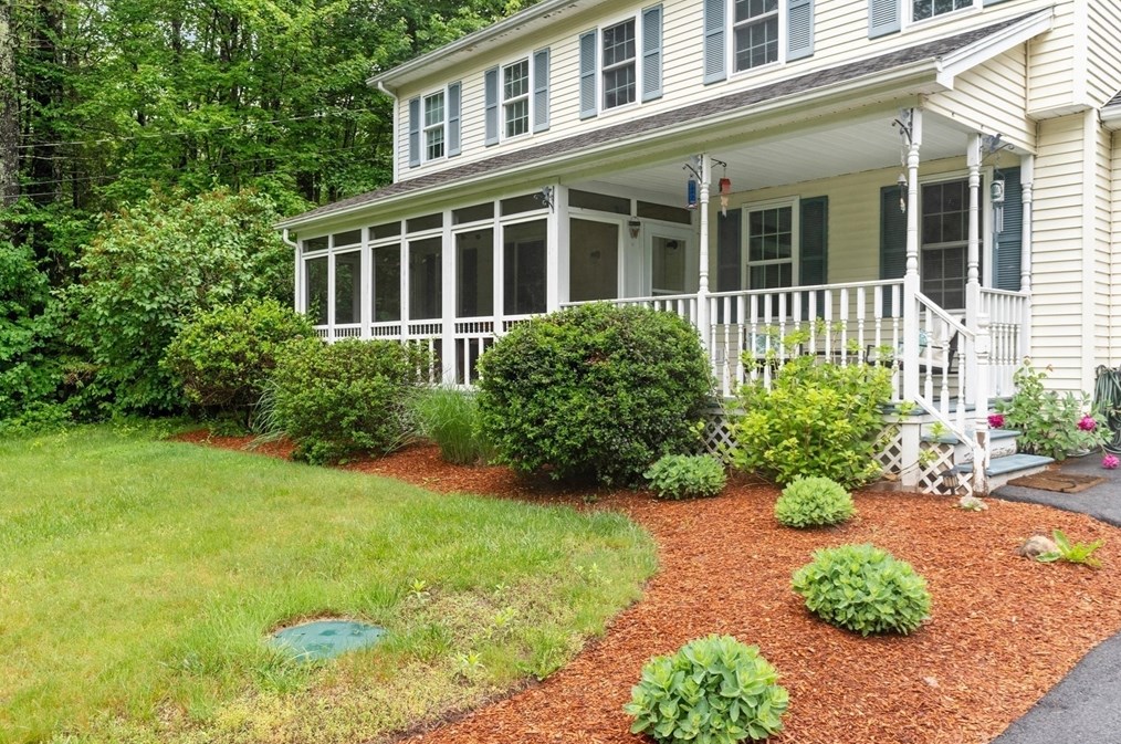 706 Conant Rd, Royalston MA 01331-9453 exterior