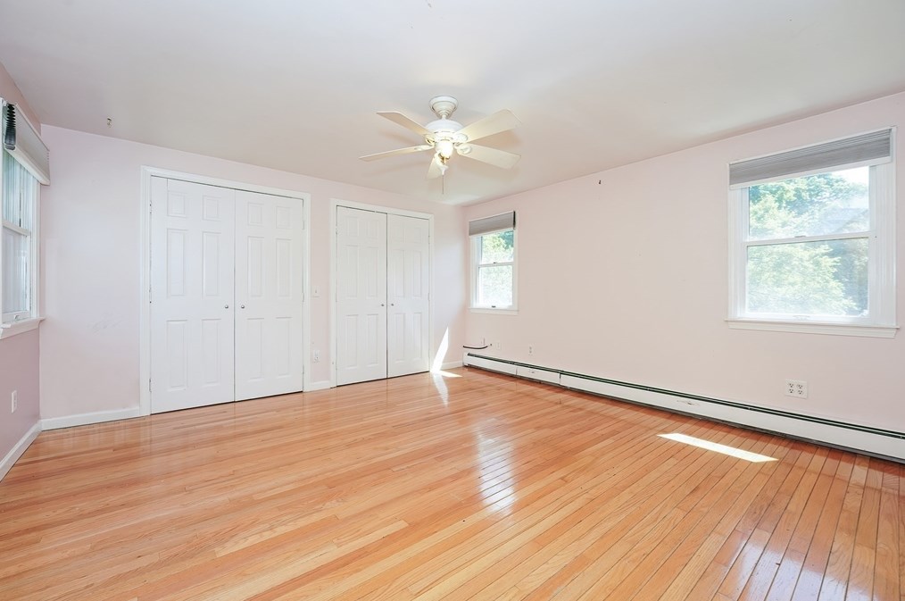 456 Gleasondale Rd, Stow MA  01775-1437 exterior