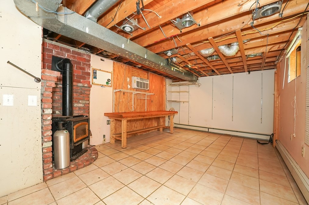 456 Gleasondale Rd, Stow MA  01775-1437 exterior