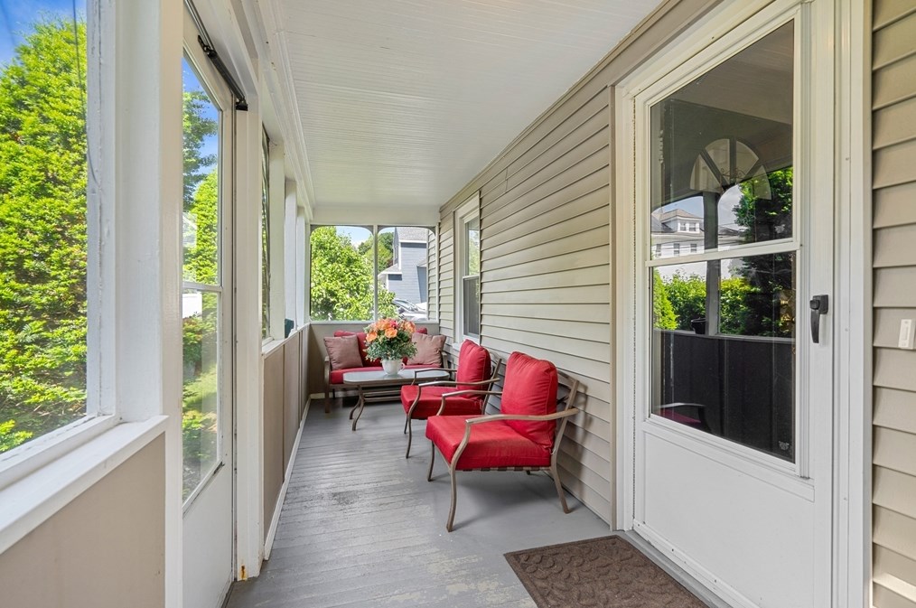 16 16 Ave, Haverhill MA 01830-2618 exterior