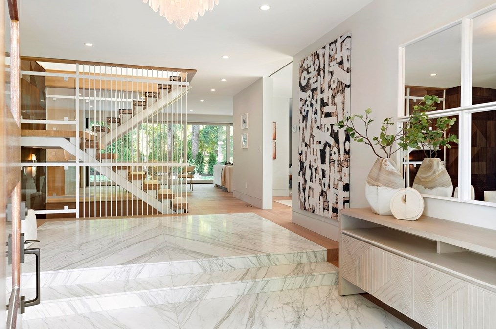 115 Mandalay Rd, Newton MA 02459-1336 exterior