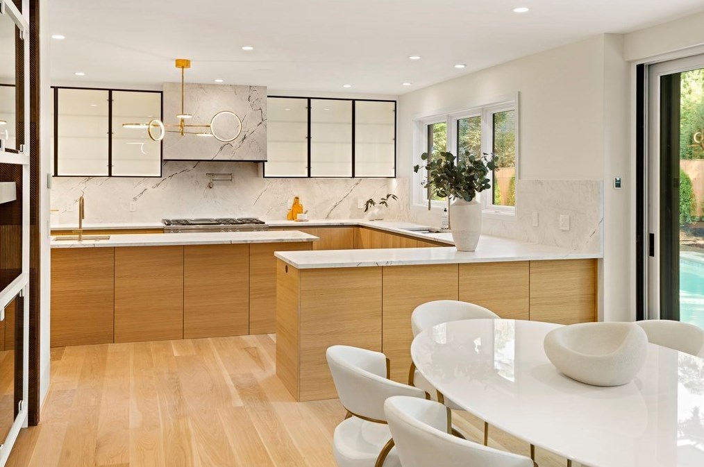 115 Mandalay Rd, Newton MA 02459-1336 exterior