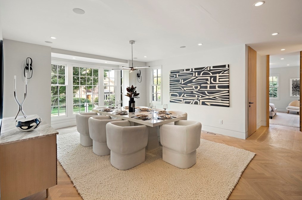 115 Mandalay Rd, Newton MA 02459-1336 exterior