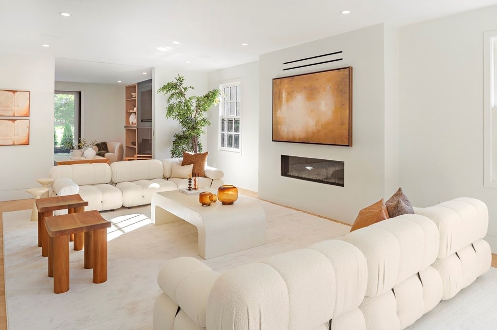 115 Mandalay Rd, Newton MA 02459-1336 exterior