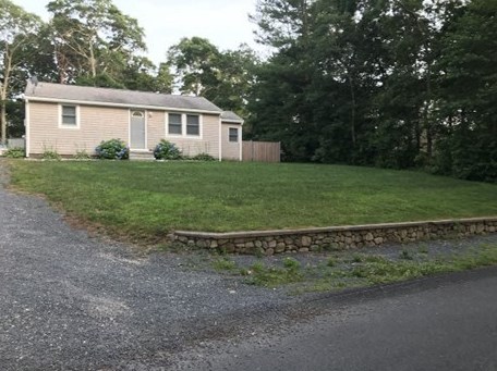 23 Highview Ave, Mashpee MA 02649-4300 exterior