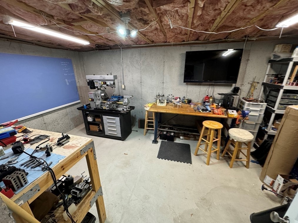 4 Longobardi Dr, Franklin MA exterior