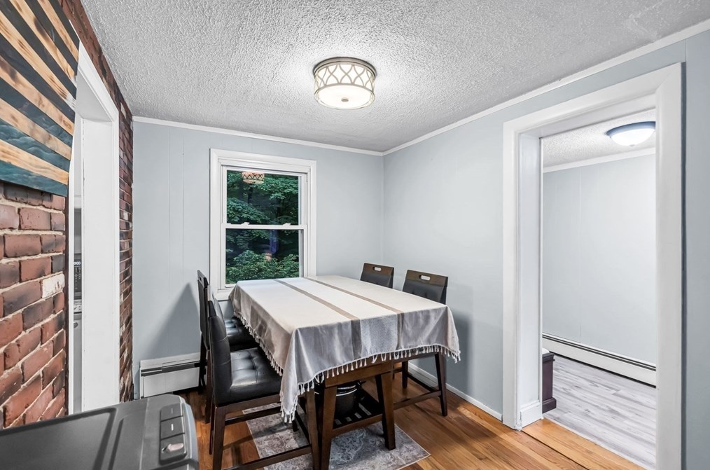 23 Reynolds Ave, Monson MA  01057-1412 exterior