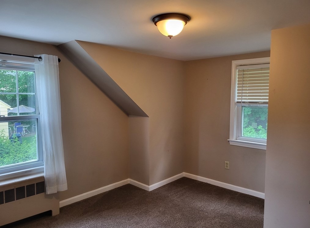 54 Colby Ave, Worcester MA 01605-2207 exterior