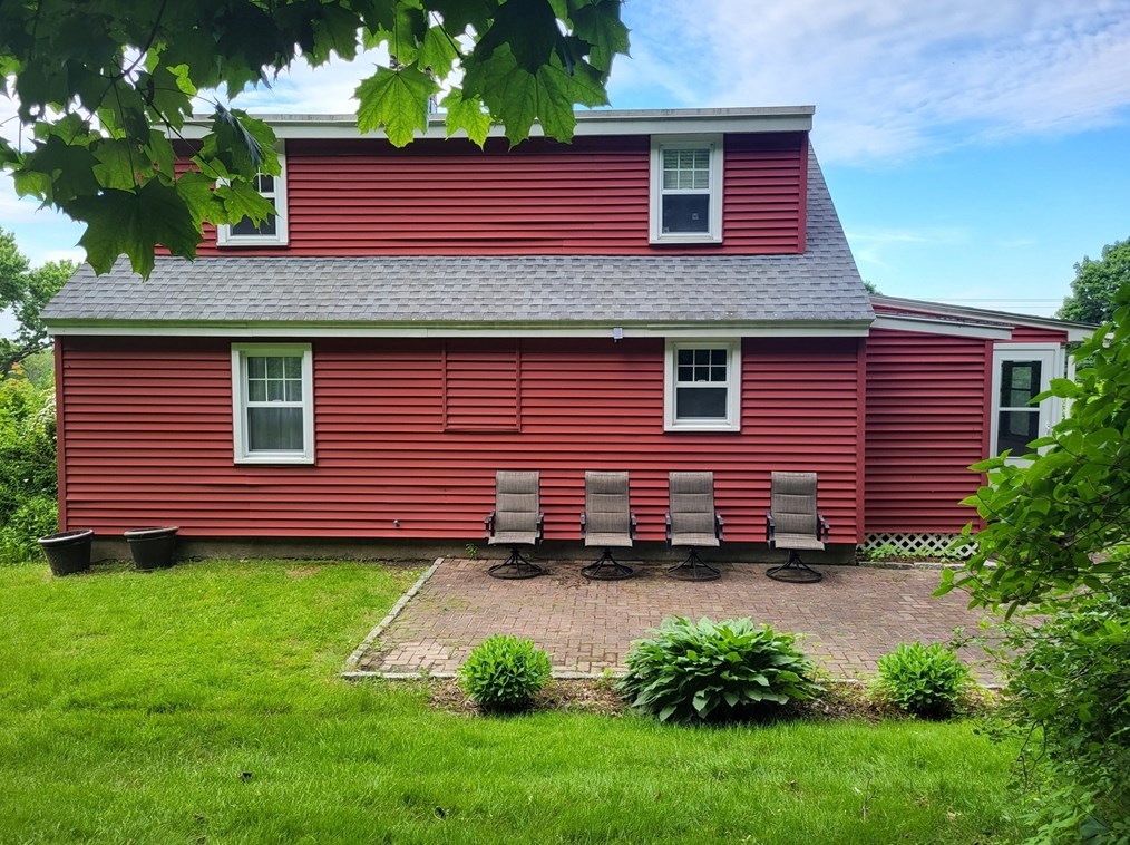 54 Colby Ave, Worcester MA 01605-2207 exterior