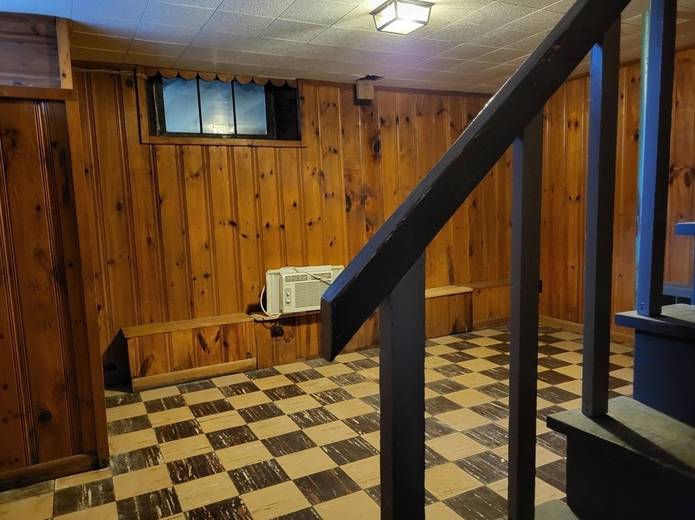 54 Colby Ave, Worcester MA 01605-2207 exterior