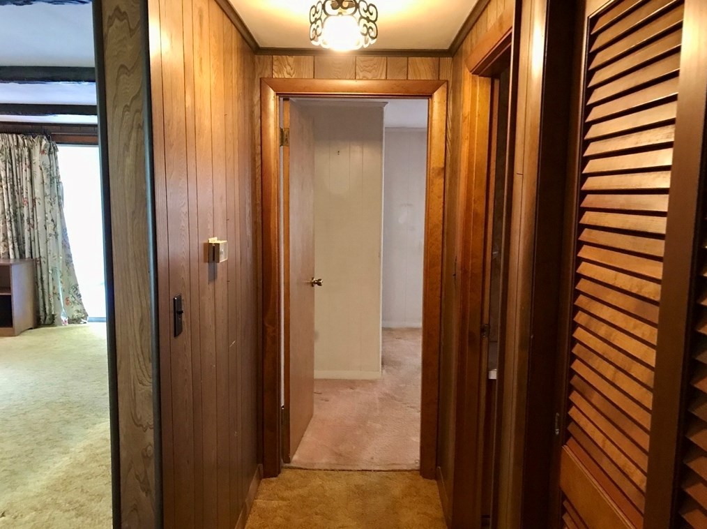 24 Cayuga Ave, Mashpee MA 02649-4936 exterior