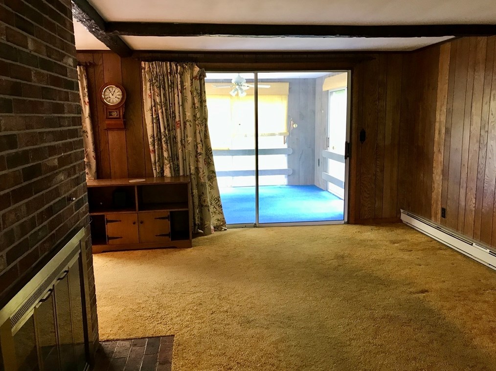 24 Cayuga Ave, Mashpee MA 02649-4936 exterior