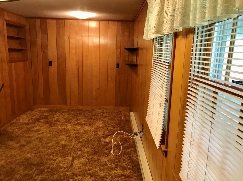 24 Cayuga Ave, Mashpee MA 02649-4936 exterior