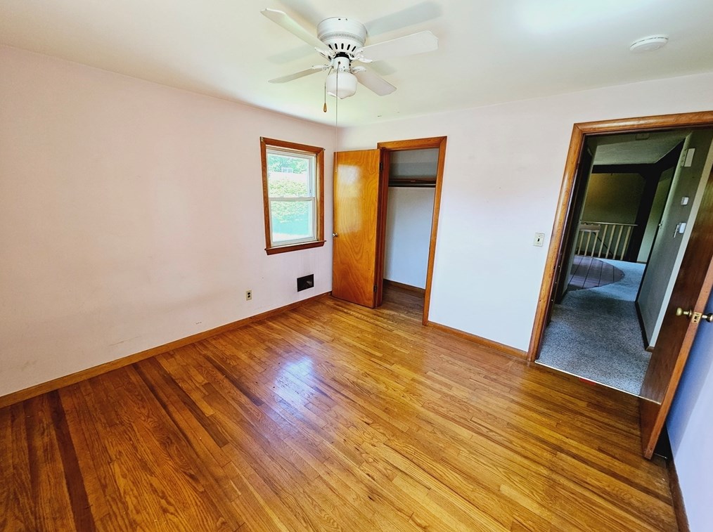 2 Meadowbrook Rd, Hudson MA 01749-1920 exterior