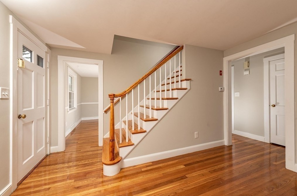 64 Park Ave, Weymouth MA  02190-2548 exterior