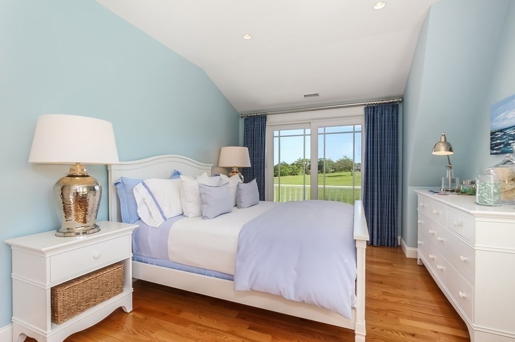 39 Seaview Ter, Chatham MA 02633-2334 exterior