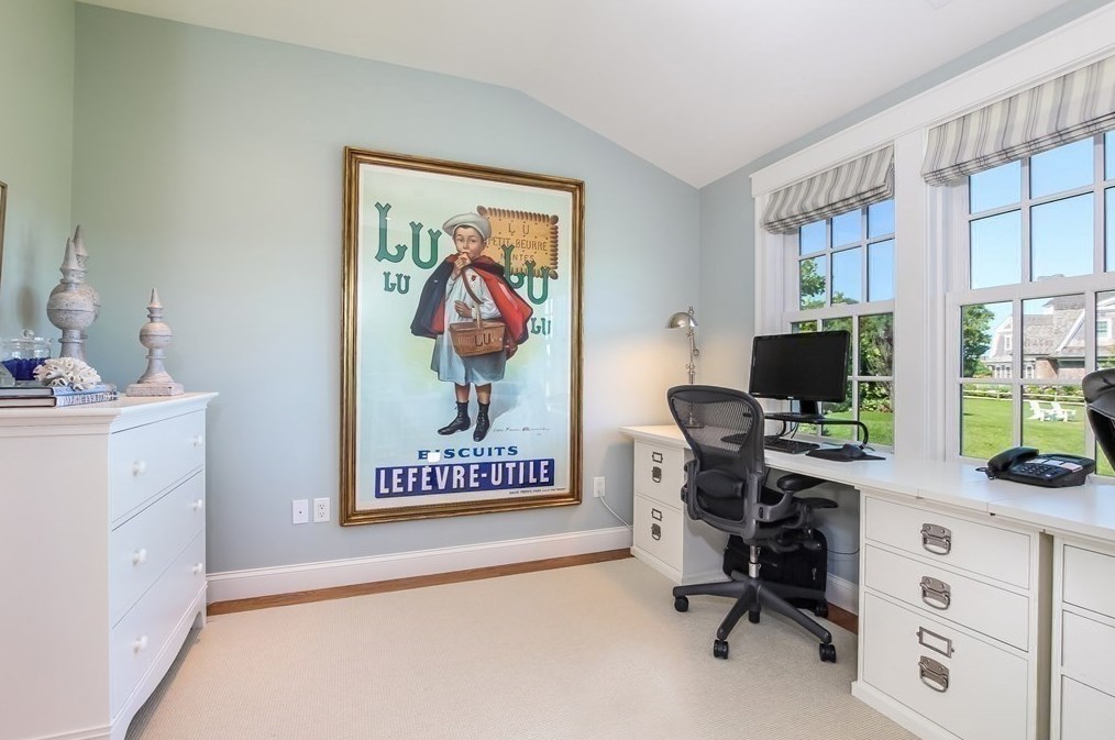 39 Seaview Ter, Chatham MA 02633-2334 exterior