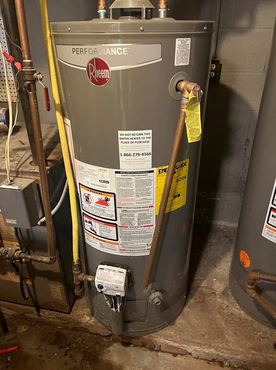 9 Riley St, Worcester MA 01610-2619 exterior