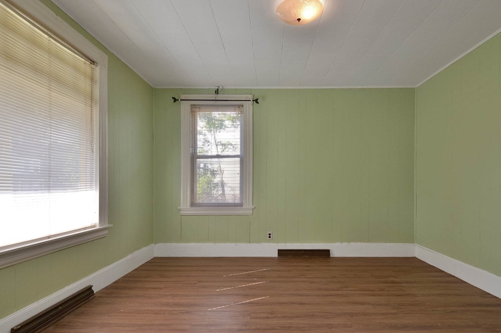 121 Newton St, Lawrence MA  01843-1326 exterior