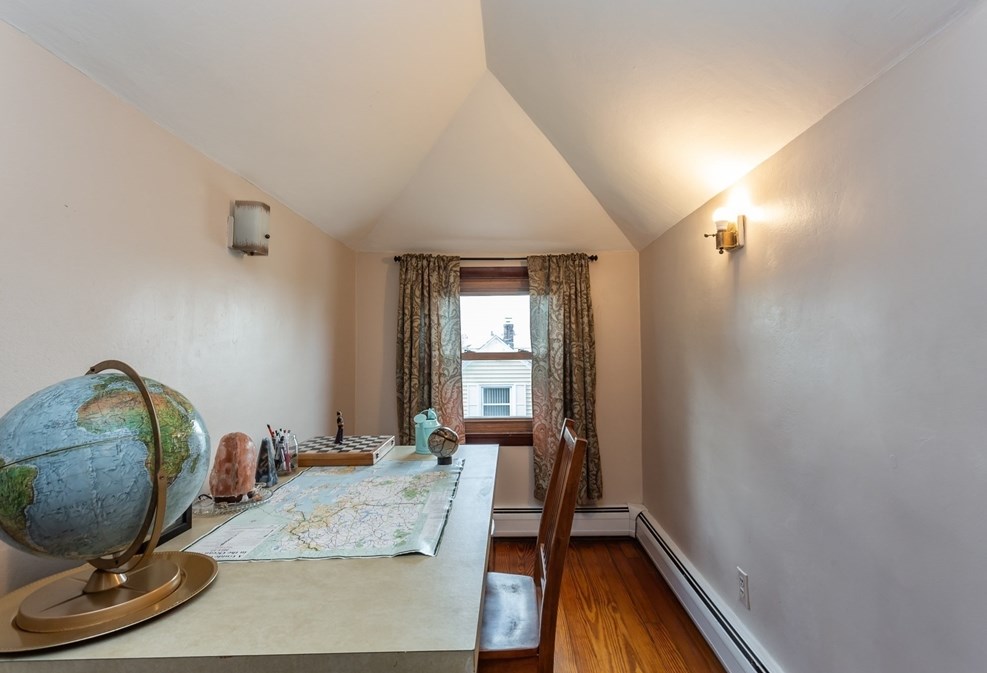 123 Huard St, Fall River MA 02721-3621 exterior