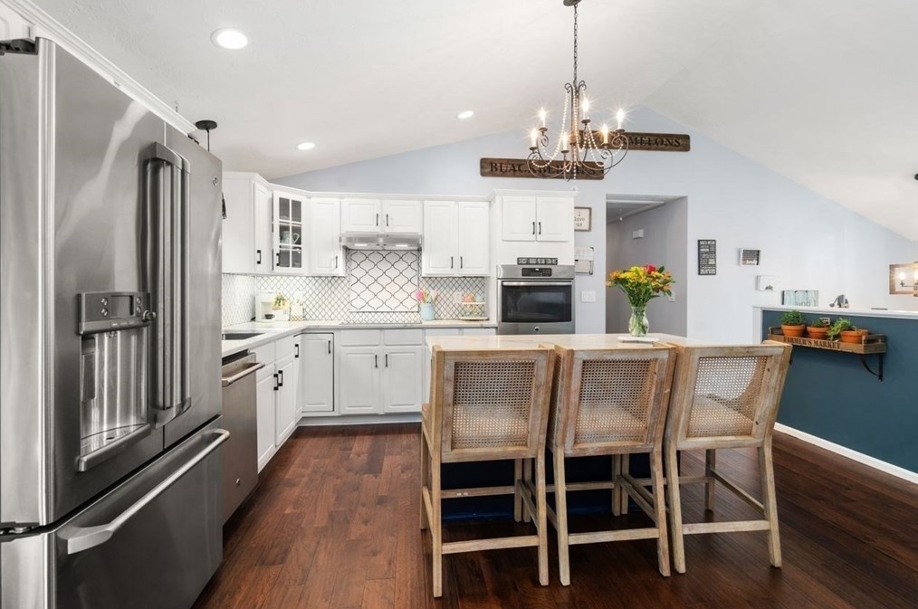 99 Keene Rd, New Bedford MA 02743-1306 exterior