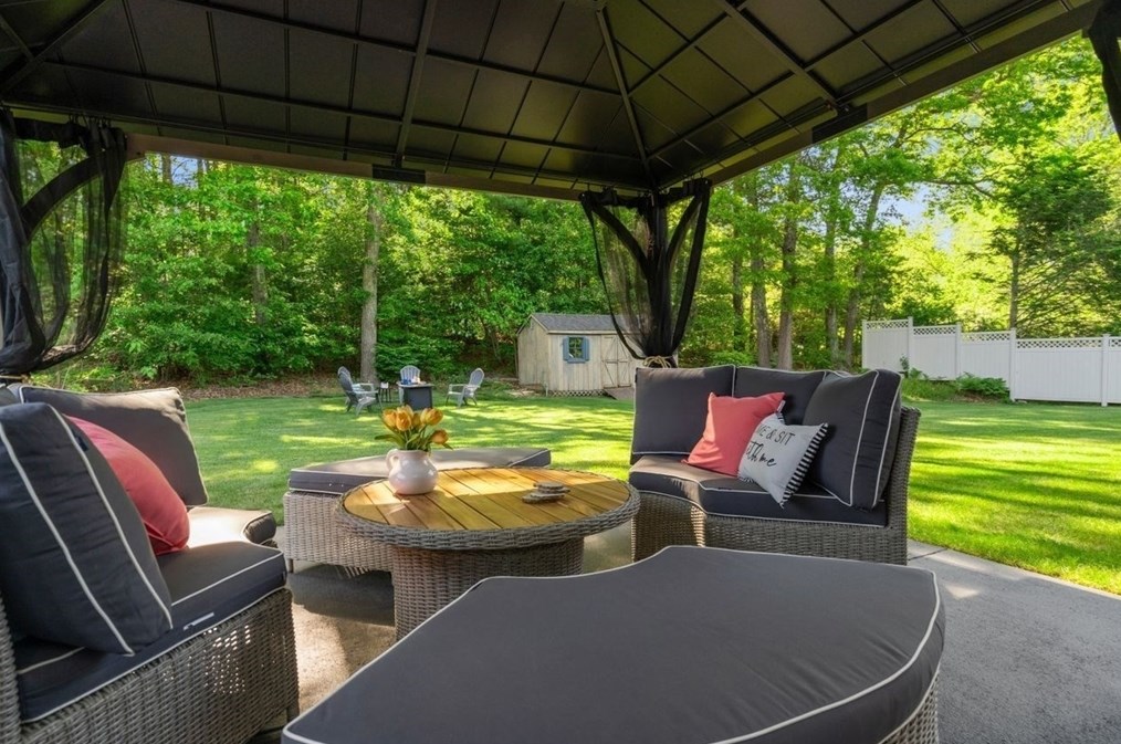 99 Keene Rd, New Bedford MA 02743-1306 exterior