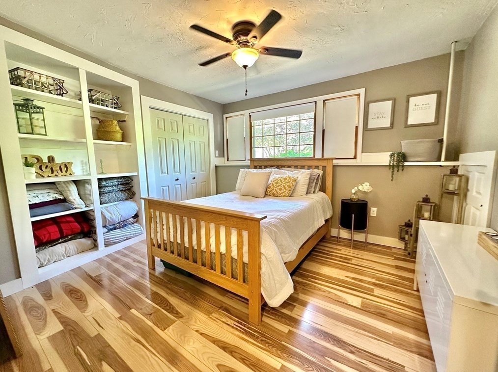 3 Fulton St, Plymouth MA 02360-5229 exterior