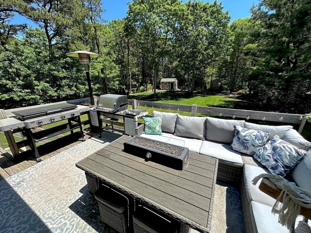 3 Fulton St, Plymouth MA 02360-5229 exterior