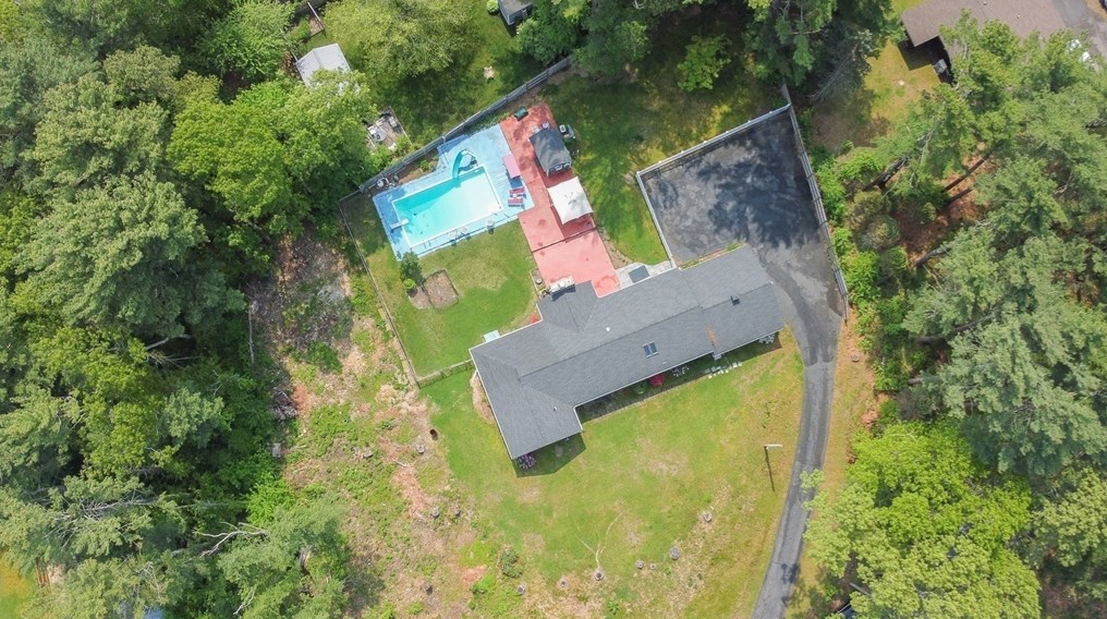 80 Frst Ave Ext, Plymouth MA 02360-4433 exterior