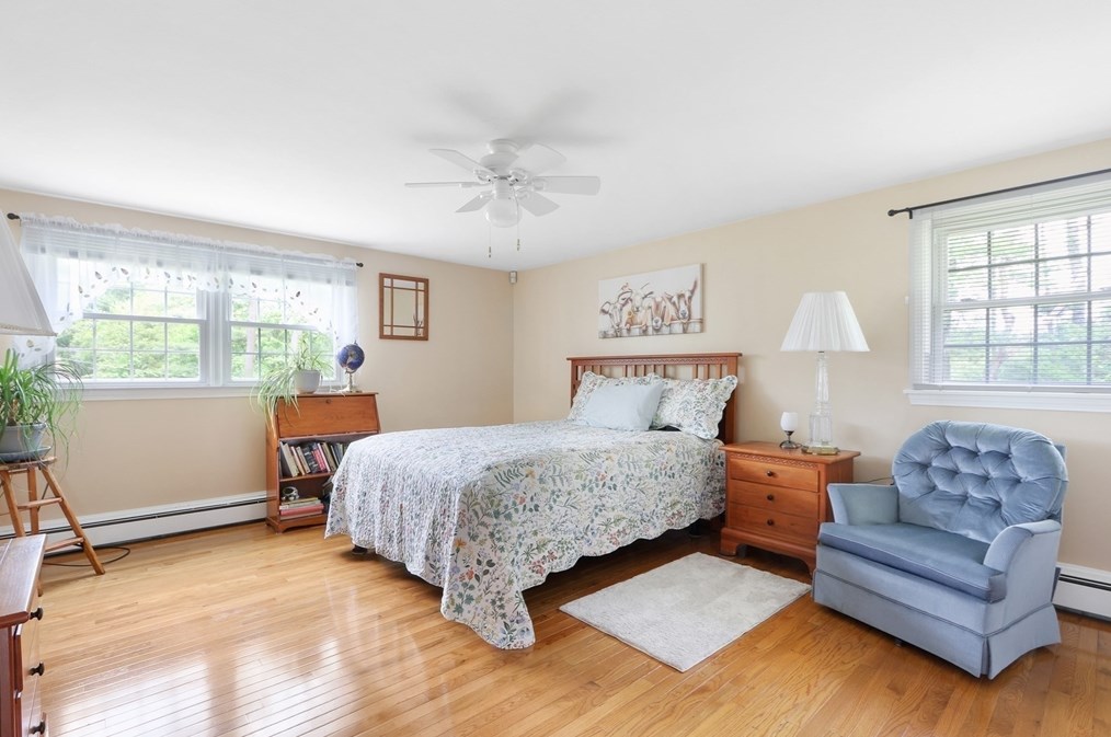 80 Frst Ave Ext, Plymouth MA 02360-4433 exterior