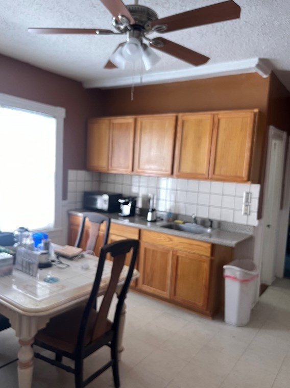 268 Tinkham St, New Bedford MA 02746-2326 exterior