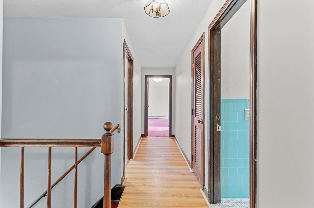 235 Daniels St, Franklin MA 02038-1104 exterior