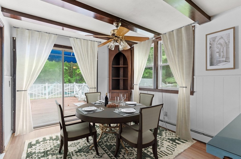 235 Daniels St, Franklin MA 02038-1104 exterior