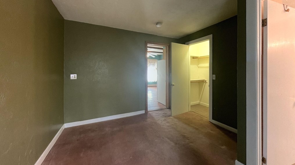 49 Arlington St, Fitchburg MA 01420-2246 exterior