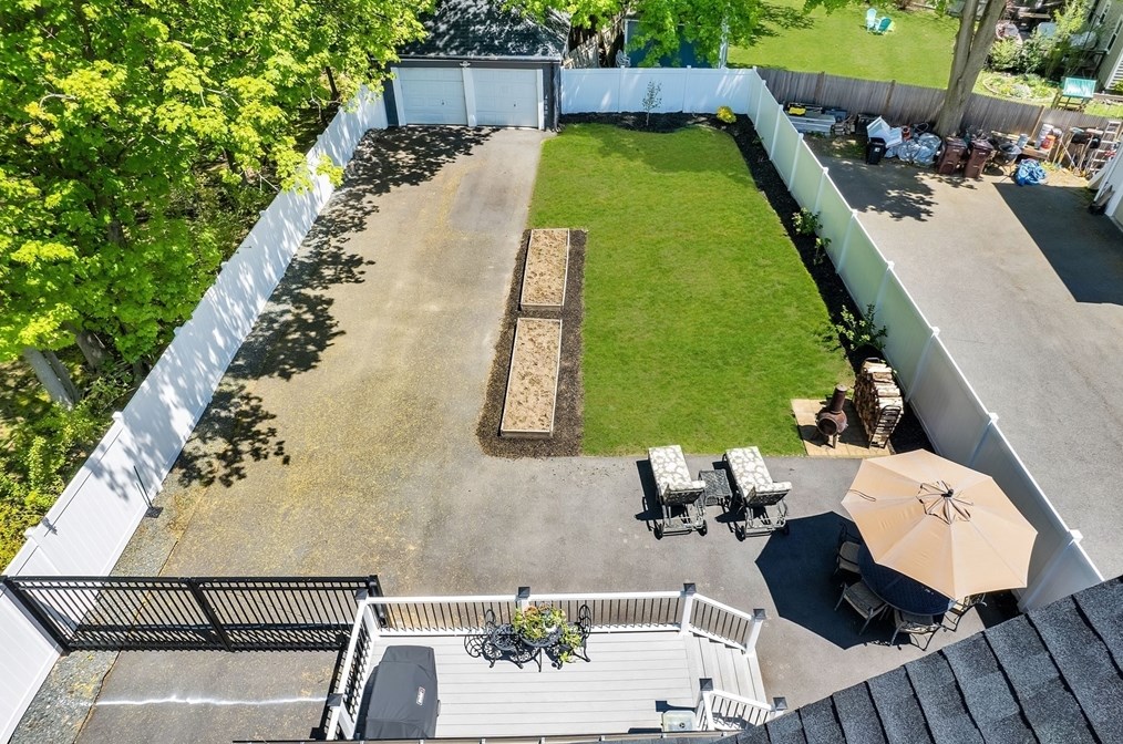 88 Oakdale Ave, Dedham MA 02026-3204 exterior