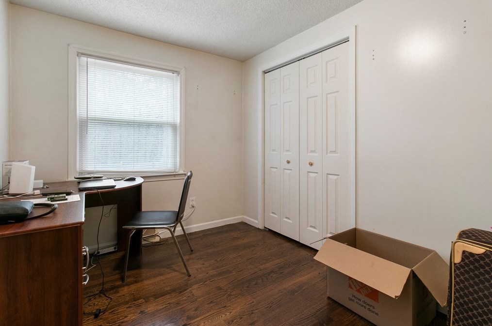 494 Tiffany St, Springfield MA  01108-3346 exterior