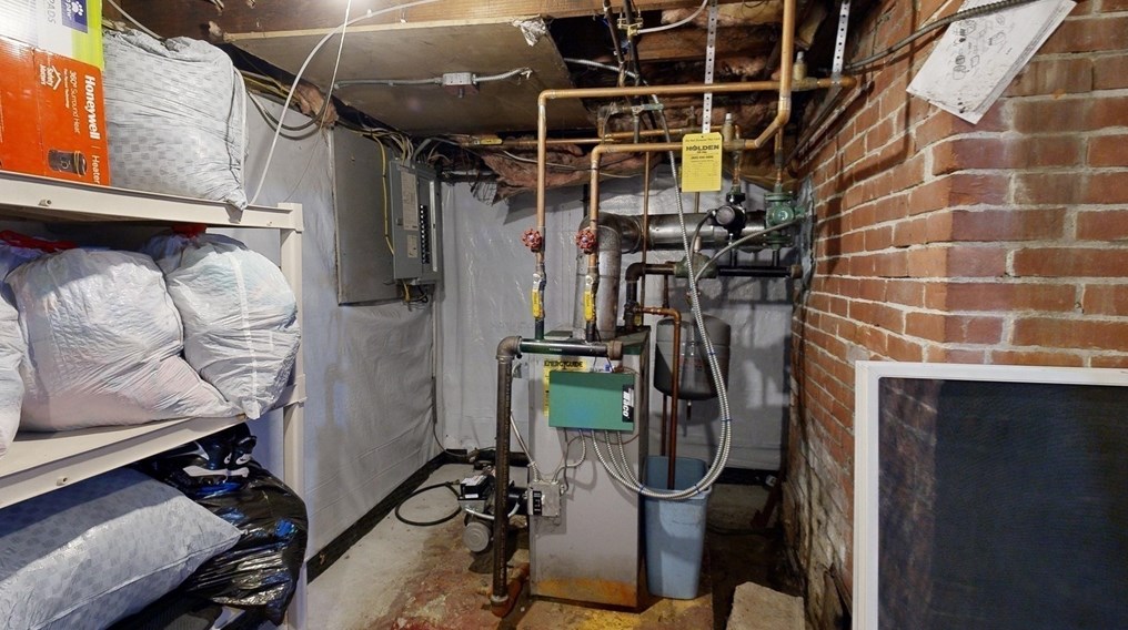 233 Park St, North Reading MA 01864-2573 exterior