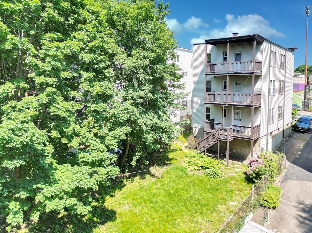 33 Child St, Boston MA exterior