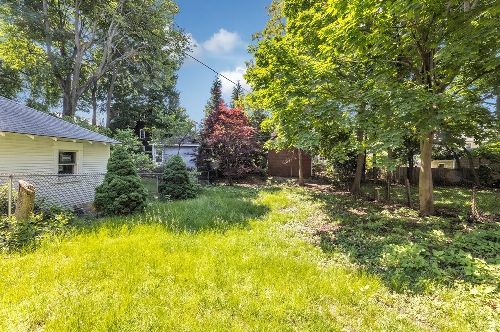 33 Child St, Boston MA exterior