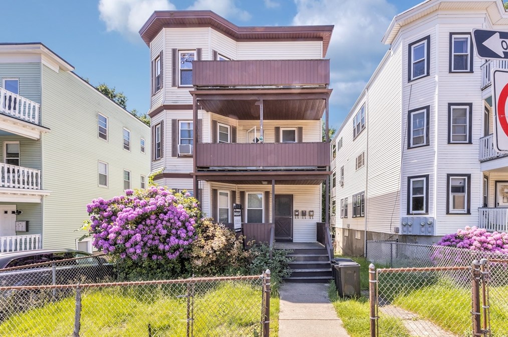 33 Child St, Boston MA exterior