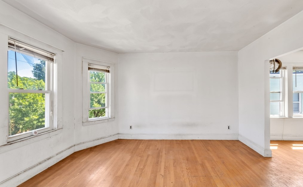 33 Child St, Boston MA exterior