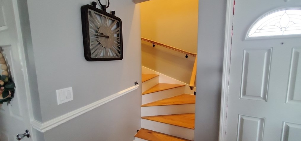 184 Matthew St, New Bedford MA 02740-1212 exterior